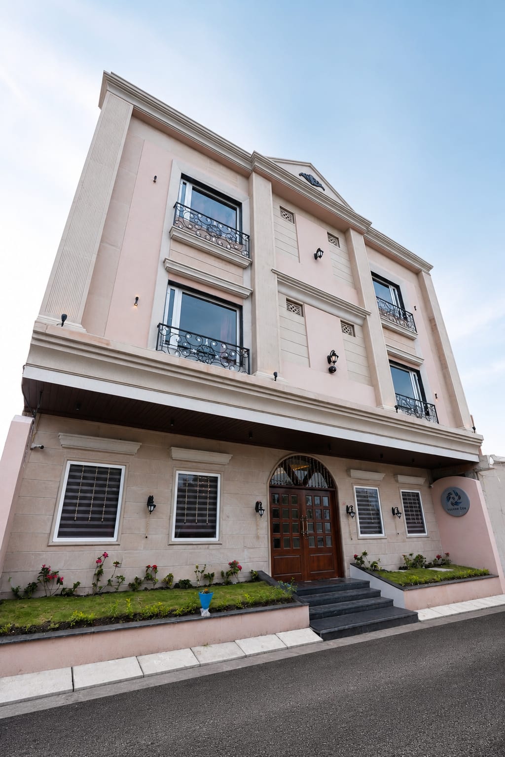 The Vaanam One facade in Nanakheda, Ujjain